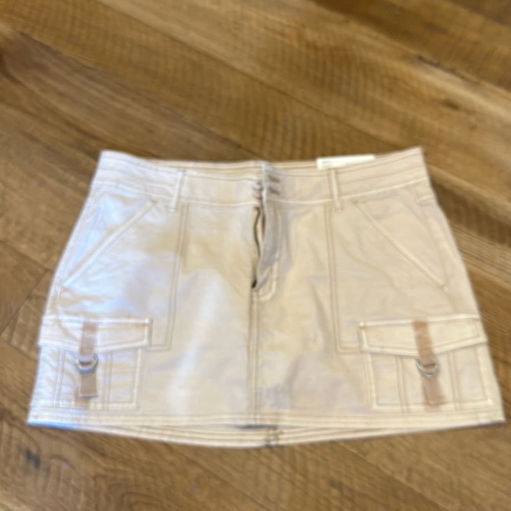 American Eagle low rise mini skirt
